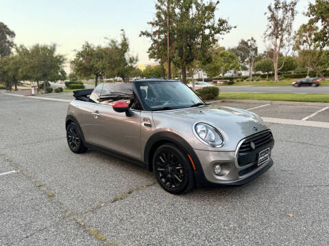 2017 MINI Convertible Cooper