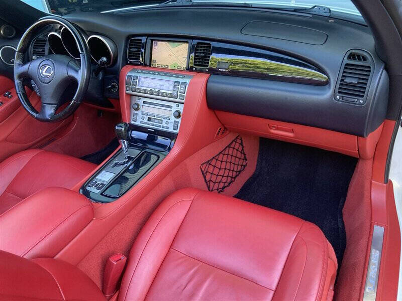 2007 Lexus SC 430