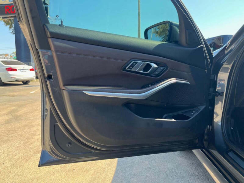 2020 BMW 3 Series 330i