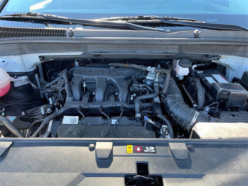 2024 Kia Carnival SX