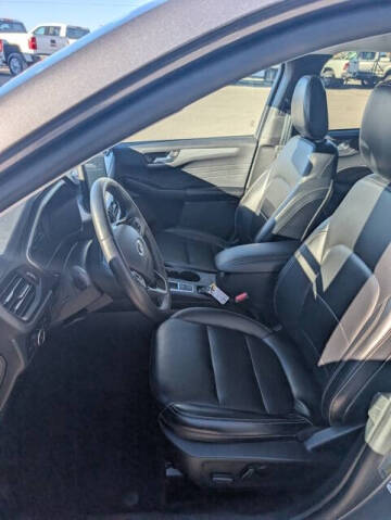 2024 Ford Escape Platinum