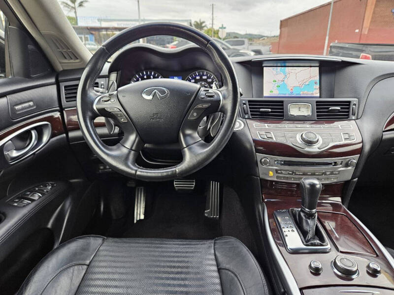 2012 Infiniti M37