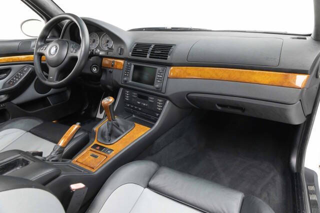 2001 BMW M5