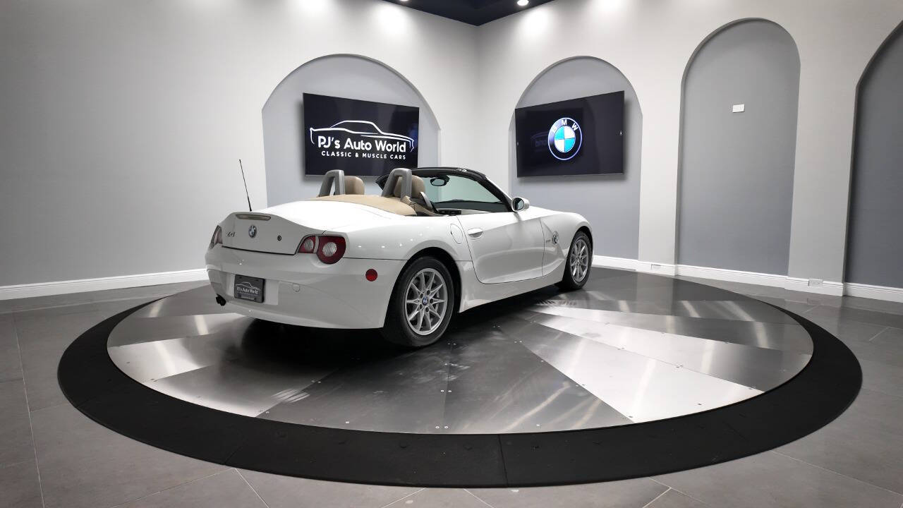 2005 BMW Z4 6
