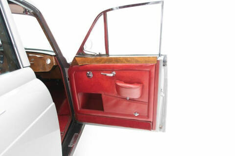 1966 Rolls-Royce Flying Spur