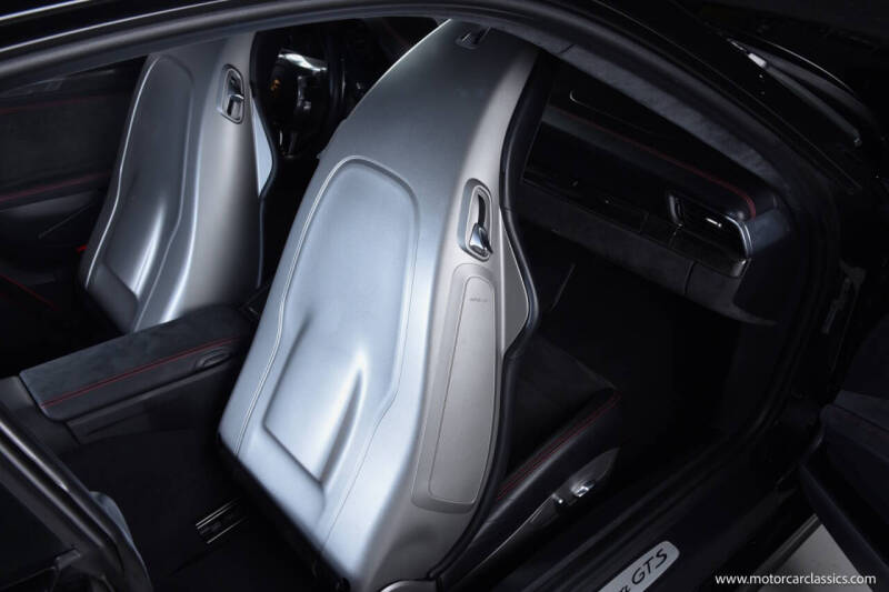 2016 Porsche 911 Carrera GTS