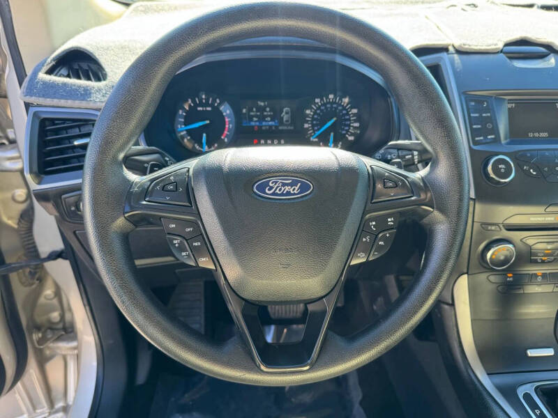 2018 Ford Edge SE