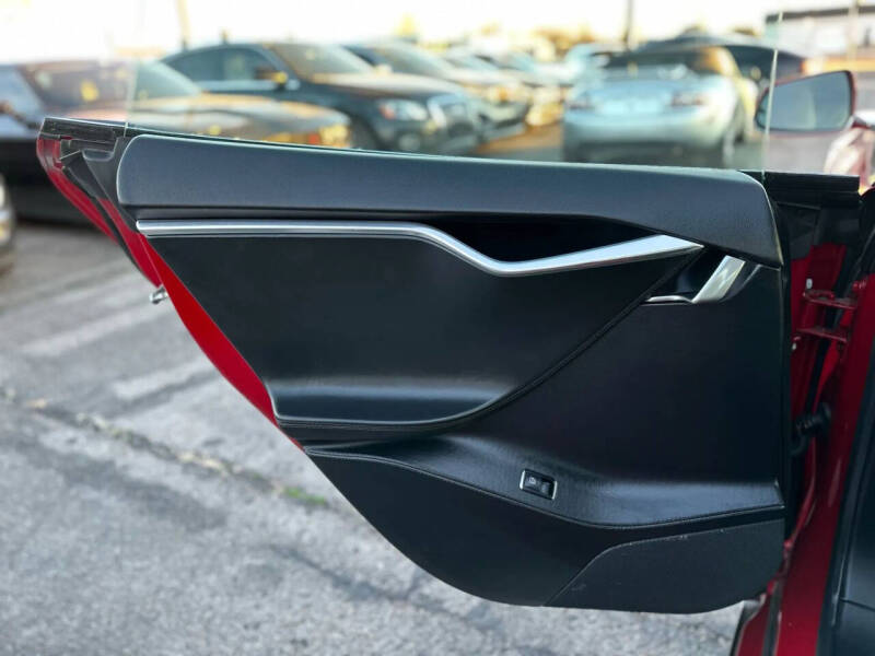 2013 Tesla Model S