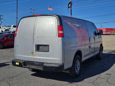 2015 GMC Savana 2500