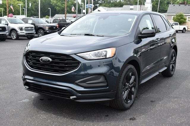 2023 Ford Edge SE