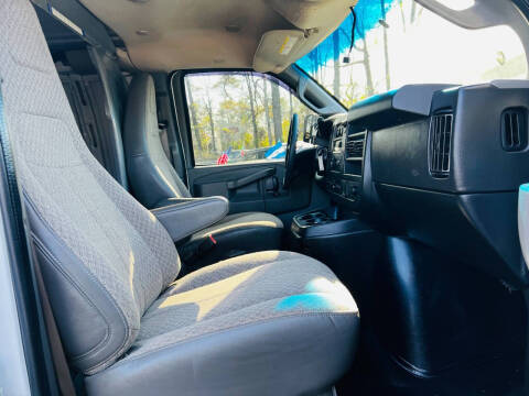 2019 Chevrolet Express 2500