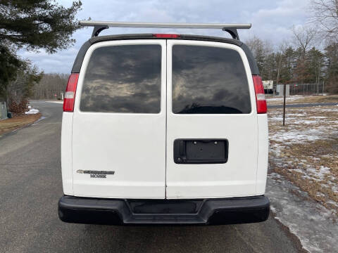 2018 Chevrolet Express 2500