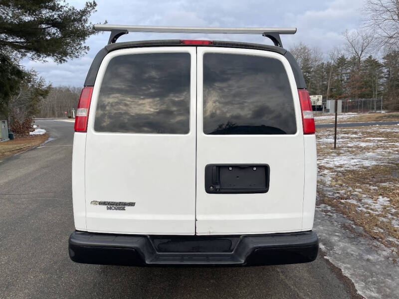 2018 Chevrolet Express 2500