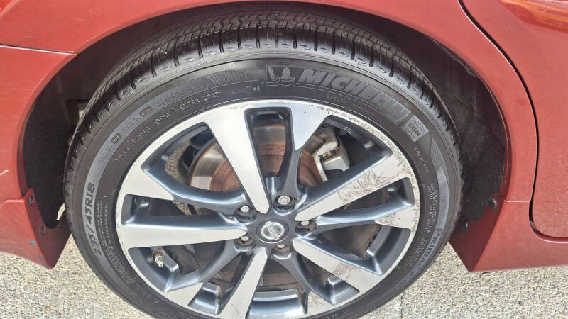 2016 Nissan Altima 2.5 SR