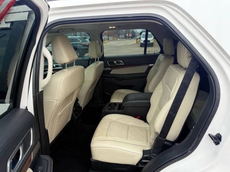 2019 Ford Explorer Platinum