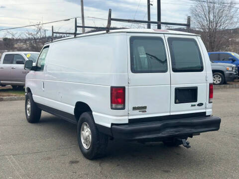 2014 Ford E-Series E-250