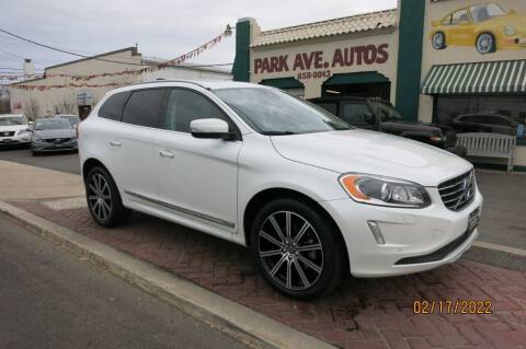 2017 Volvo XC60 for sale at PARK AVENUE AUTOS in Collingswood NJ