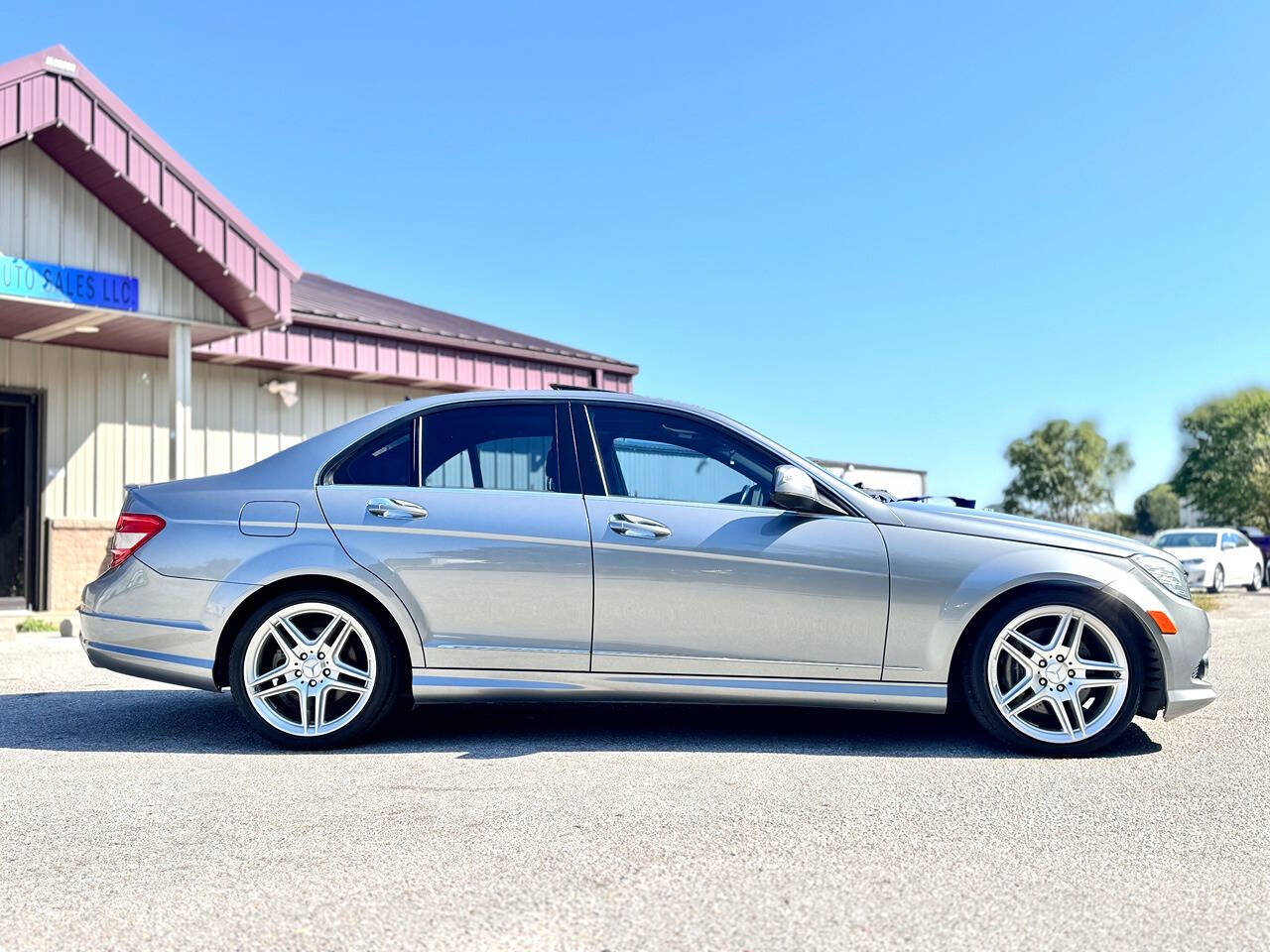 2009 Mercedes-Benz C-Class for sale at Gratify Auto Sales LLC in Lincoln, NE