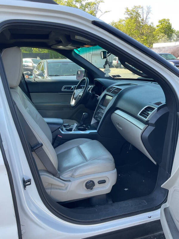 2012 Ford Explorer XLT