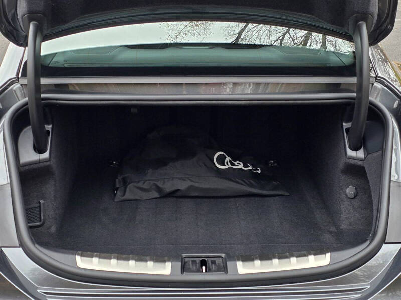 2023 Audi e-tron GT quattro Prestige