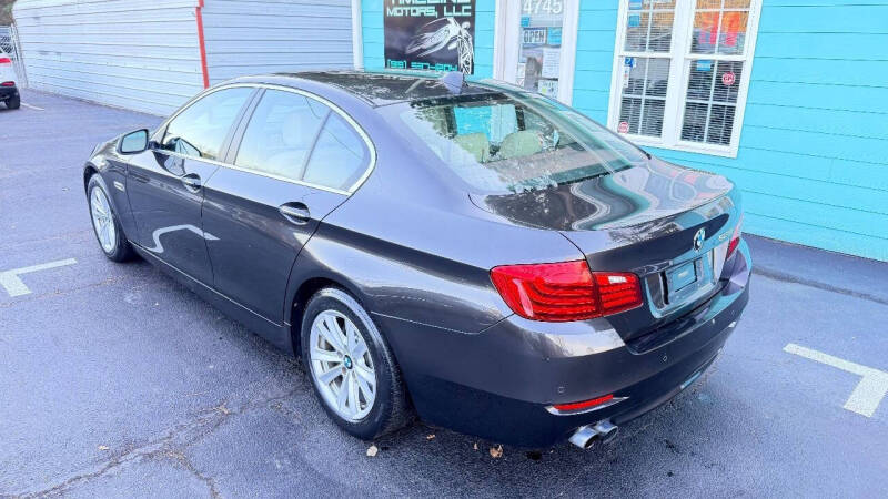 2016 BMW 5 Series 528i