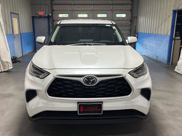 2022 Toyota Highlander L