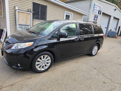 2013 Toyota Sienna for sale at Convenient Auto Repair & Sales in Rochdale MA