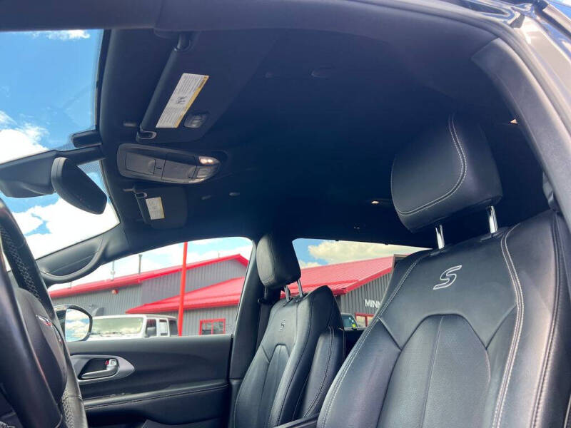 2021 Chrysler Pacifica Touring L