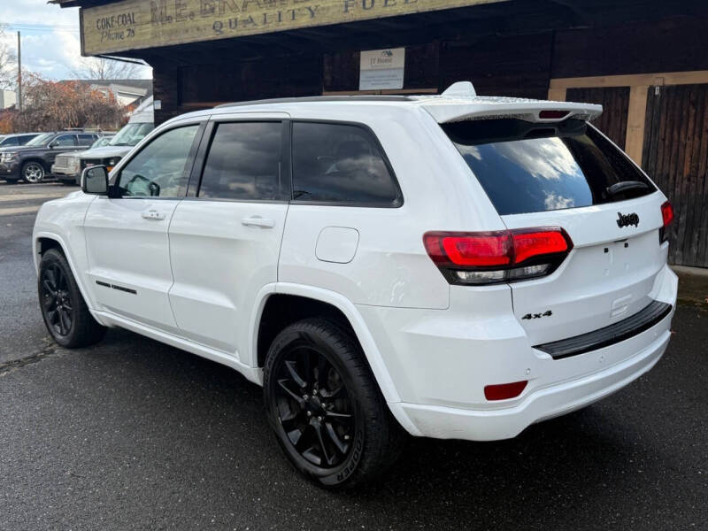 2017 Jeep Grand Cherokee Altitude