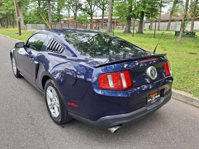 2012 Ford Mustang V6