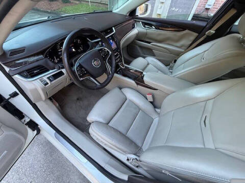 2013 Cadillac XTS Luxury Collection