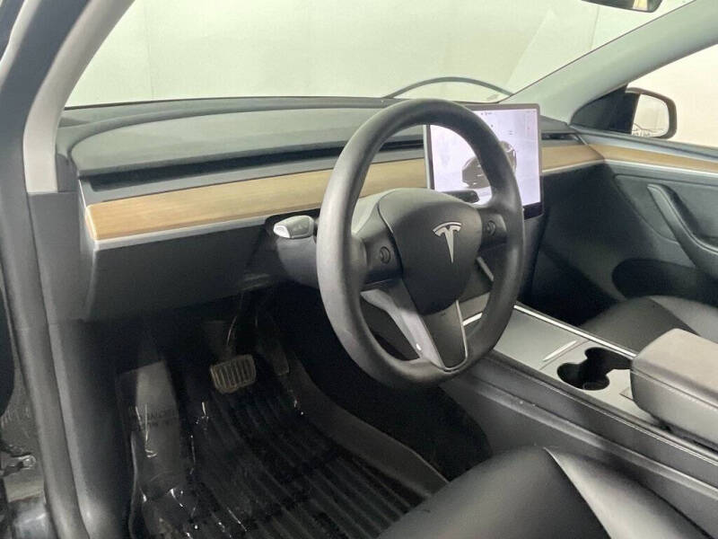 2024 Tesla Model Y Long Range