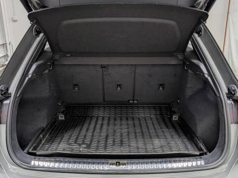 2020 Audi Q3 quattro S line Prem Plus 45 TFSI