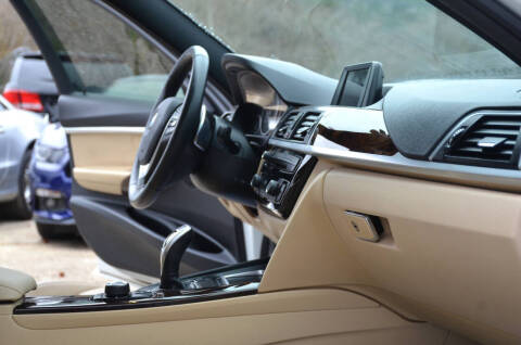 2017 BMW 3 Series 330i xDrive