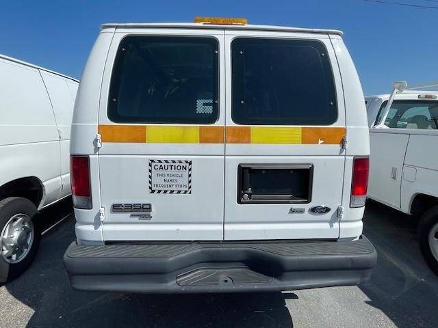 2013 Ford E-Series E-350 SD