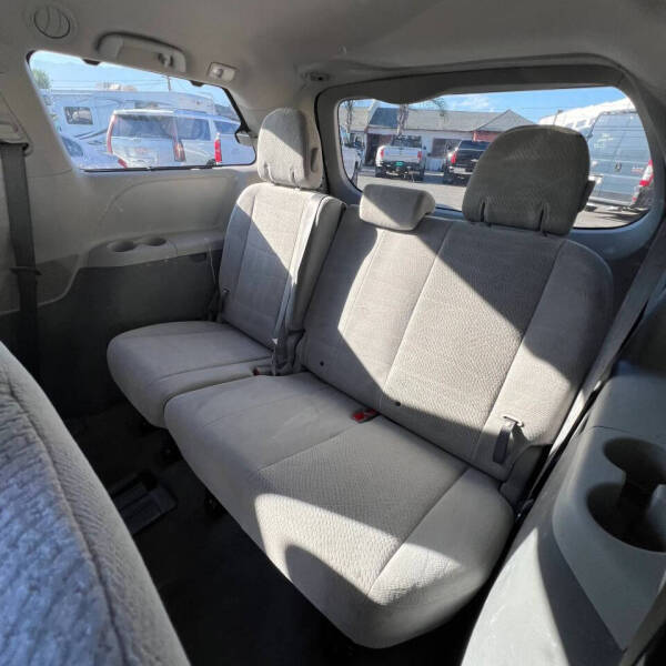2013 Toyota Sienna