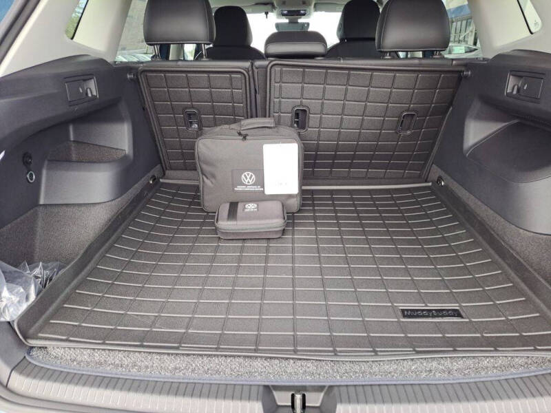 2025 Volkswagen Tiguan SE