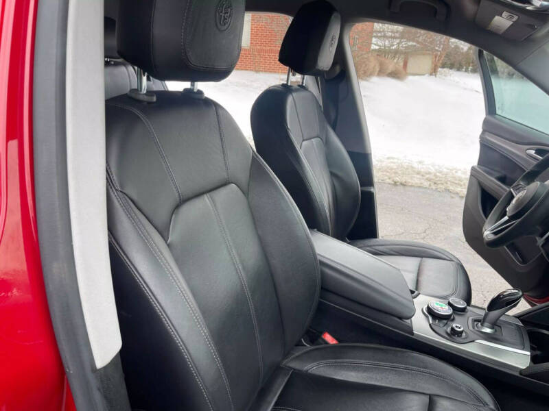 2018 Alfa Romeo Stelvio Sport