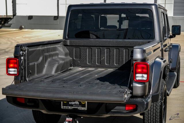 2024 Jeep Gladiator Sport