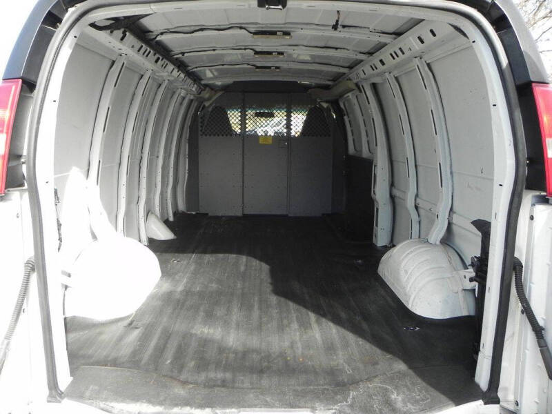 2017 Chevrolet Express 2500