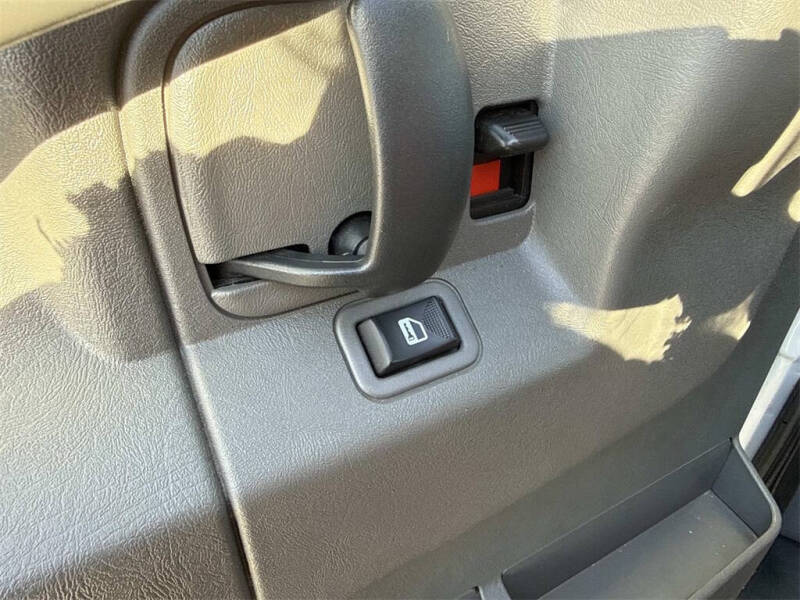 2024 Chevrolet Express 2500