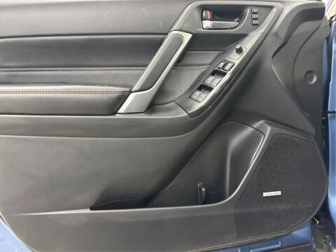 2017 Subaru Forester 2.5i Touring