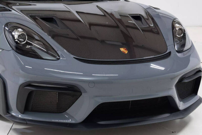 2023 Porsche 718 Cayman GT4 RS