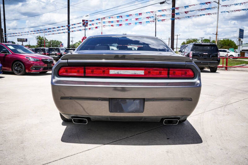 2014 Dodge Challenger R/T