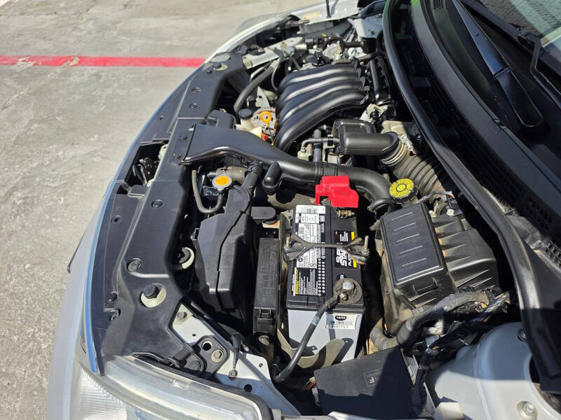 2012 Nissan Versa 1.8 S