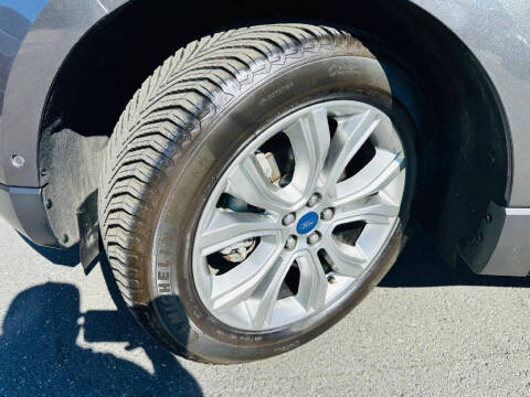 2019 Ford Edge Titanium