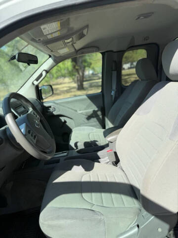 2016 Nissan Frontier S