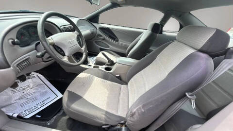 2001 Ford Mustang