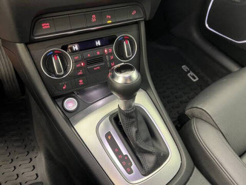 2016 Audi Q3 2.0T quattro Prestige