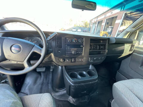 2018 GMC Savana 2500